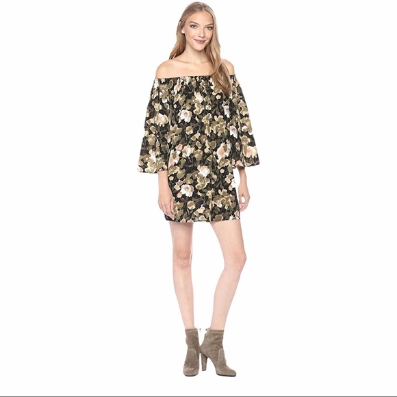 French Connection Adeline Dream Crepe Dress bell sleeves - Picture 6 of 6